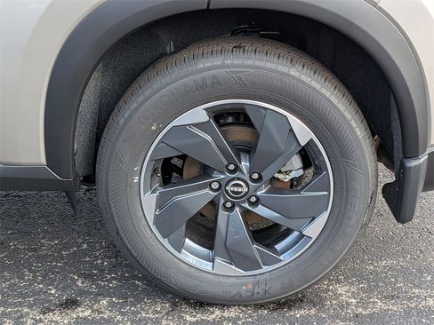 New 2026 Nissan Rogue SV image 22