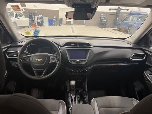 Used 2022 Chevrolet TrailBlazer LT image 5
