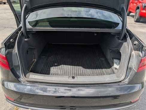 Used 2019 Audi A4 2.0T Premium FWD image 23