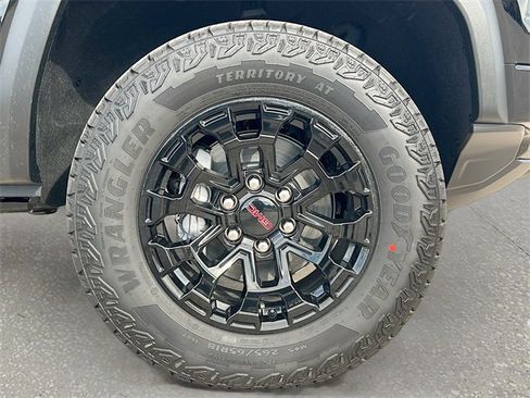 New 2026 GMC Canyon Elevation w/ Convenience Package image 19