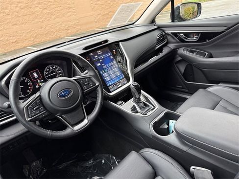 Used 2023 Subaru Outback Limited image 19