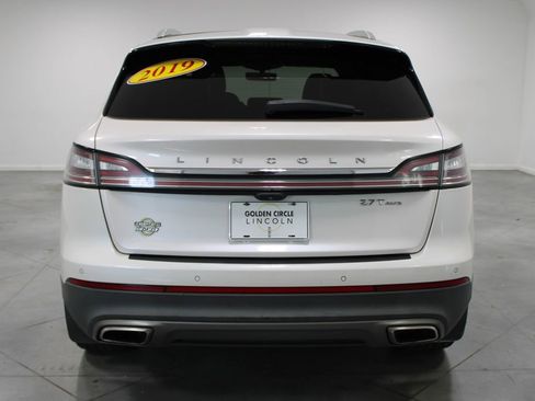 Used 2019 Lincoln Nautilus Reserve w/ Ultimate Package image 8