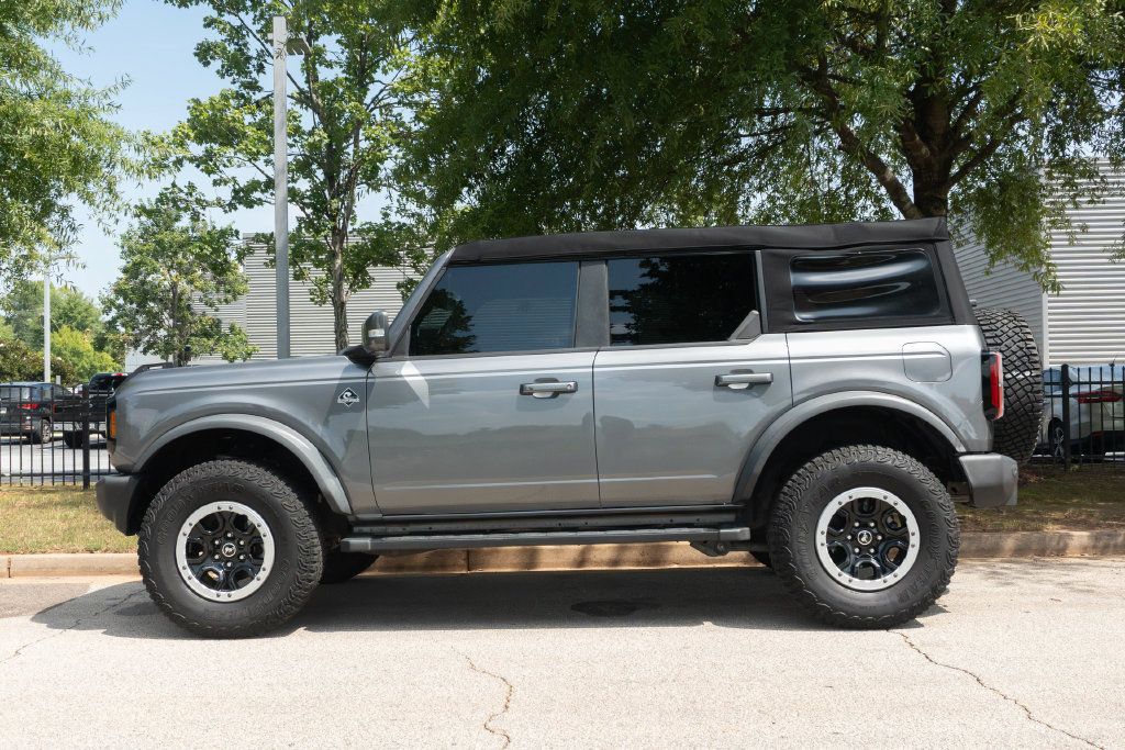 Used 2023 Ford Bronco Outer Banks w/ Sasquatch Package AWD/4WD image 12