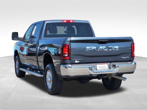 Used 2025 RAM 2500 Big Horn AWD/4WD image 9