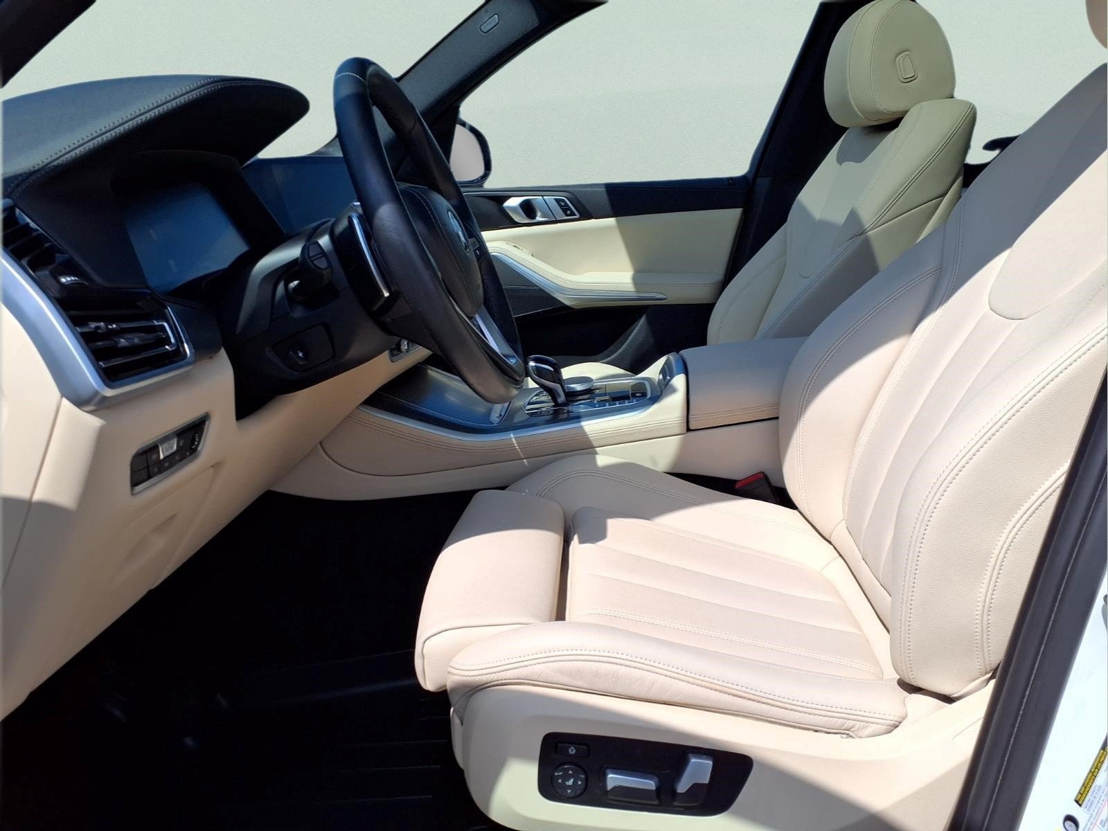 Used 2022 BMW X5 sDrive40i w/ Premium Package RWD image 10