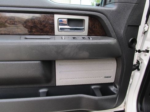 Used 2013 Ford F150 Platinum image 8