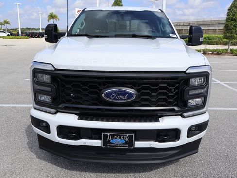 Used 2024 Ford F250 Lariat w/ Lariat Ultimate Package AWD/4WD image 5