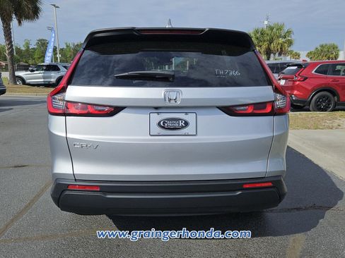 New 2026 Honda CR-V EX image 4
