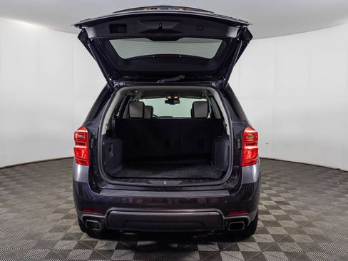 Used 2016 Chevrolet Equinox LTZ w/ Enhanced Convenience Package image 37