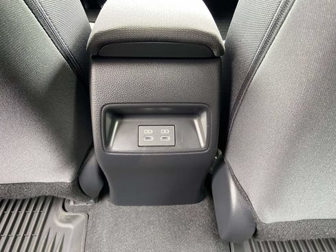 Used 2025 Toyota Corolla LE FWD image 14
