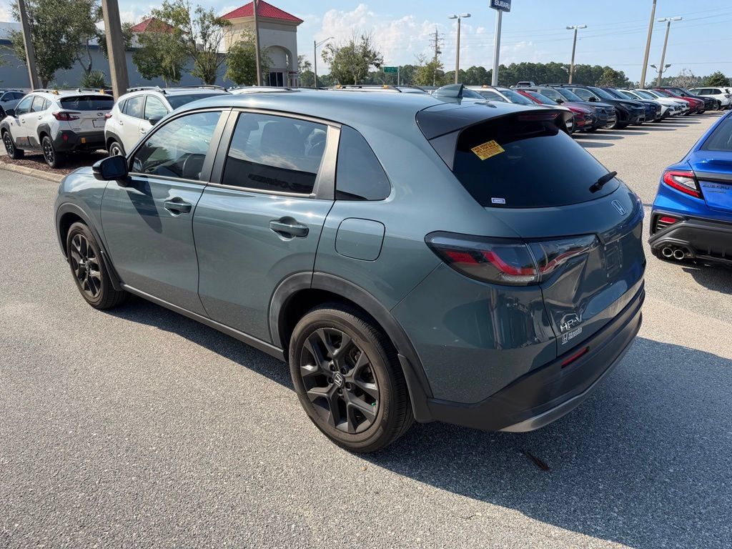 Used 2024 Honda HR-V Sport image 8