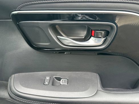 Used 2025 Acura ADX FWD image 18