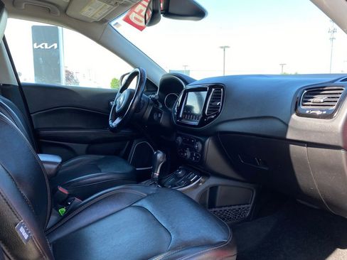 Used 2019 Jeep Compass Limited AWD/4WD image 29