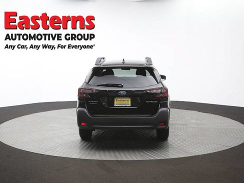 Used 2023 Subaru Outback Premium AWD/4WD image 34