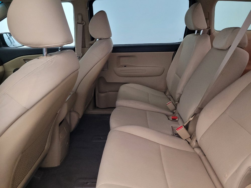 Used 2019 Kia Sedona LX FWD image 18