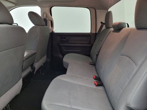 Used 2018 RAM 1500 Express w/ Express Value Package AWD/4WD image 18