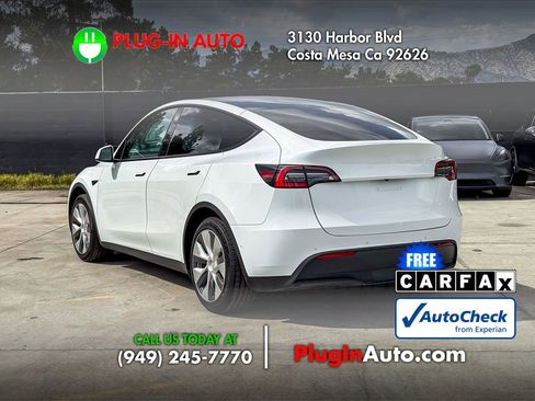 Used 2021 Tesla Model Y 2WD image 2