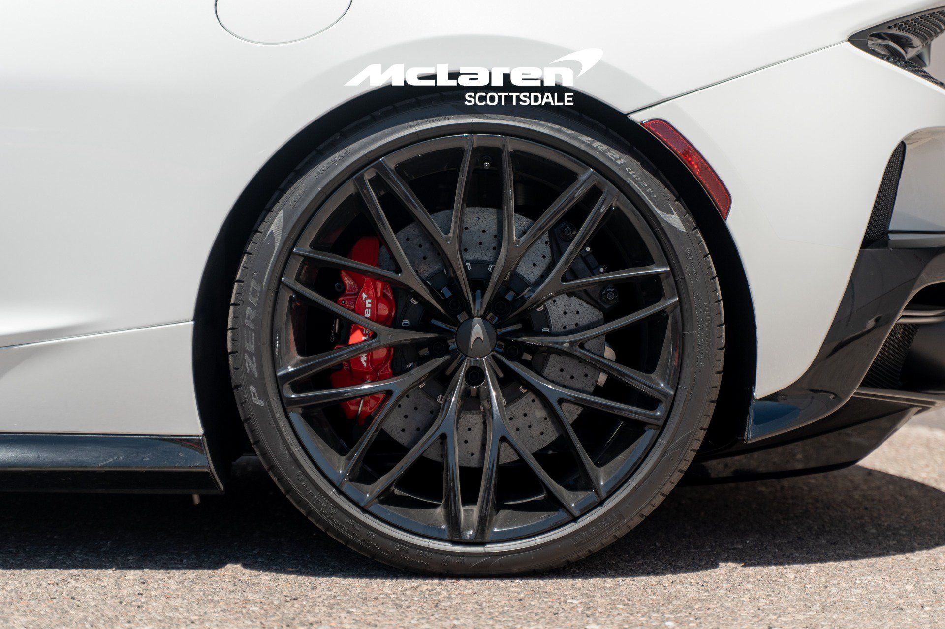 Used 2025 McLaren GTS RWD image 29