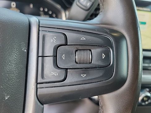 Used 2025 GMC Sierra 1500 SLT image 26