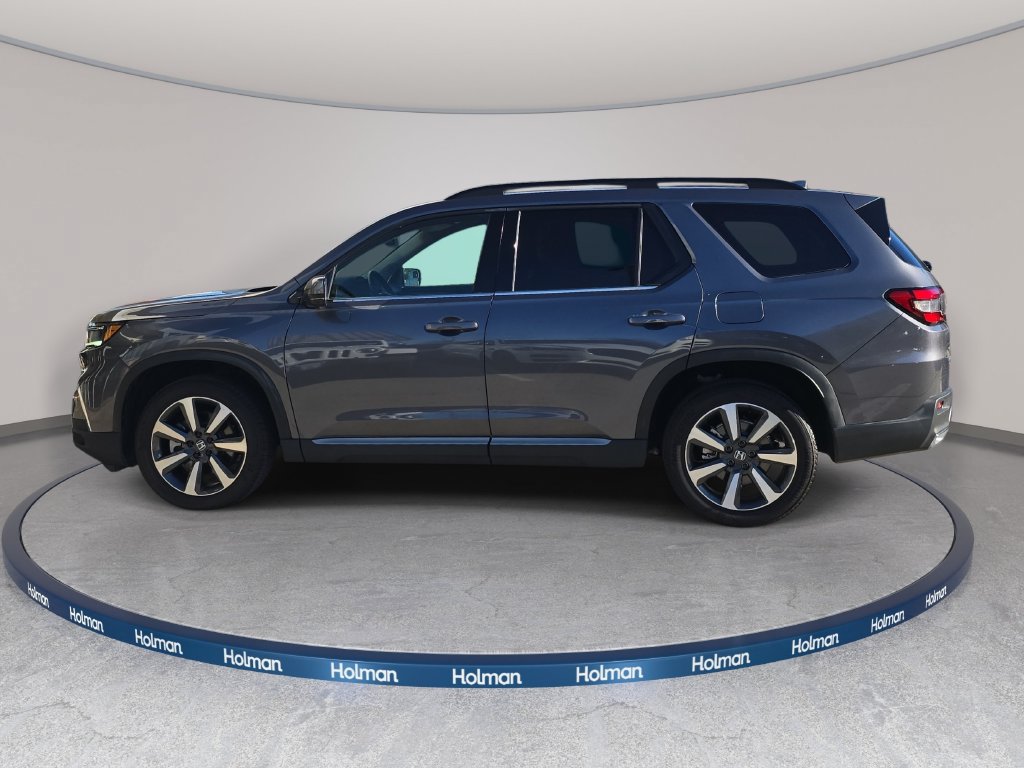 Used 2025 Honda Pilot Elite image 9