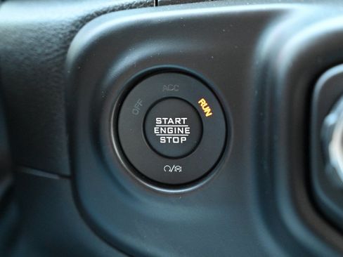 Used 2023 Jeep Wrangler Unlimited w/ Sun & Screen Package AWD/4WD image 36