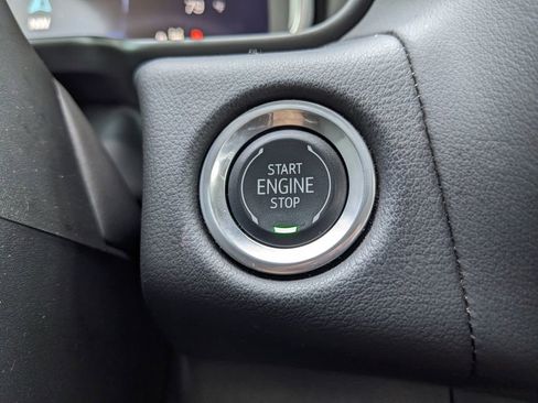 Used 2024 Chevrolet Tahoe Z71 w/ Luxury Package image 70