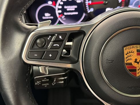 Certified 2019 Porsche Panamera image 17