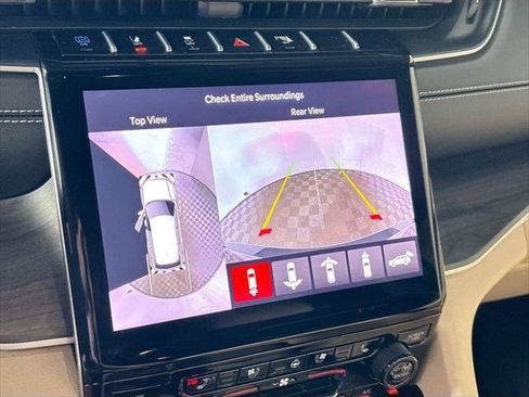 Certified 2024 Jeep Grand Cherokee Limited 4xe w/ Luxury Tech Group II AWD/4WD image 18