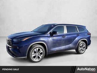 Certified 2024 Toyota Highlander XLE video 1