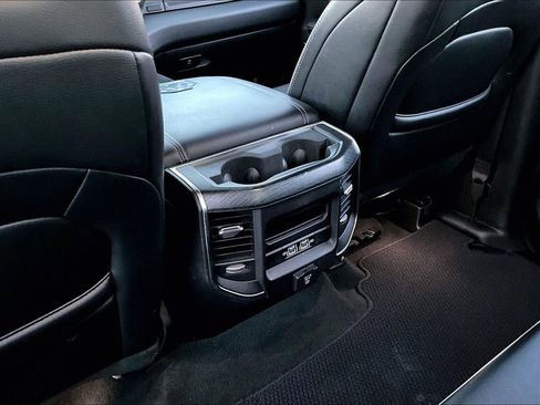 Used 2024 RAM 1500 Laramie image 11