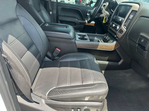 Used 2018 GMC Sierra 3500 Denali w/ Duramax Plus Package AWD/4WD image 15