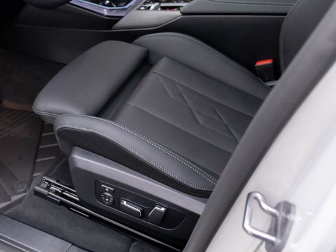 New 2026 BMW X3 xDrive30 w/ M Sport Package AWD/4WD image 17