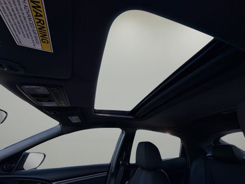 Used 2017 Honda Civic EX image 18