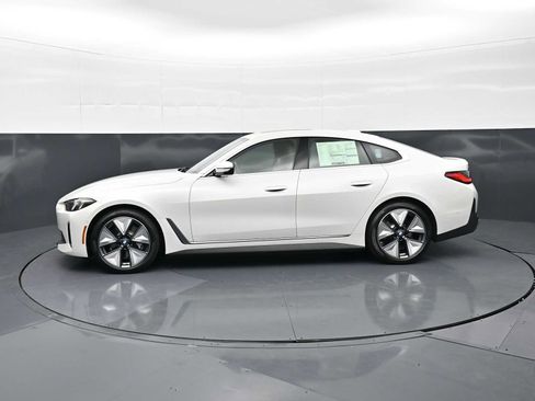 New 2026 BMW i4 xDrive40i w/ Premium Package AWD/4WD image 8