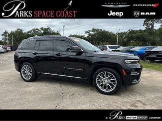 Certified 2023 Jeep Grand Cherokee Summit w/ Adv Protech Group IV AWD/4WD video 1