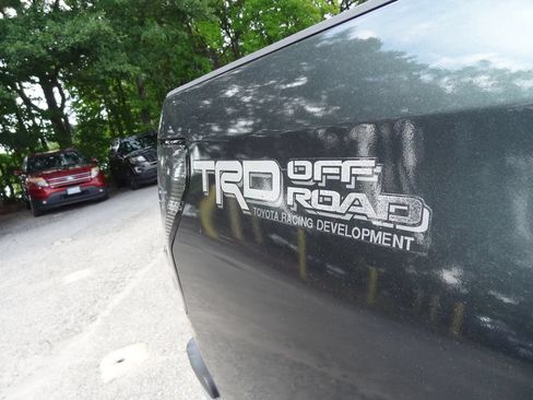 Used 2008 Toyota Tundra SR5 w/ TRD Off-Road Pkg AWD/4WD image 15