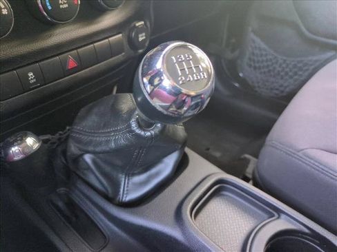 Used 2013 Jeep Wrangler Sport AWD/4WD image 11