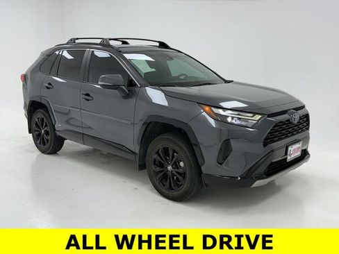 Used 2023 Toyota RAV4 SE AWD/4WD image 1