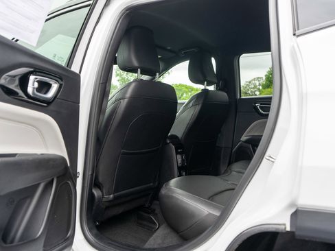 Used 2025 Jeep Compass Limited AWD/4WD image 50