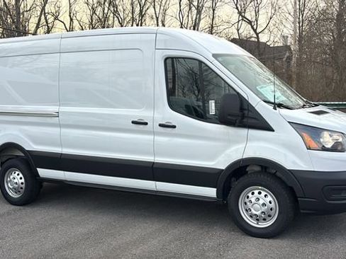 New 2026 Ford Transit 250 148 Medium Roof Extended AWD image 28