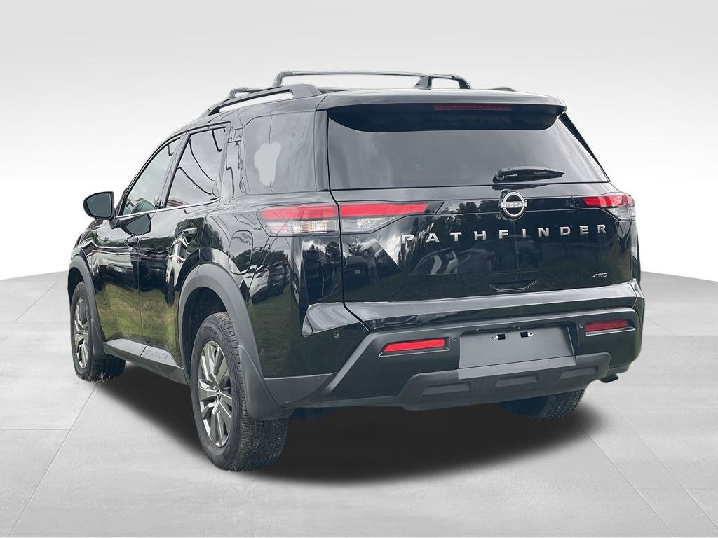 Certified 2026 Nissan Pathfinder SV AWD/4WD image 5