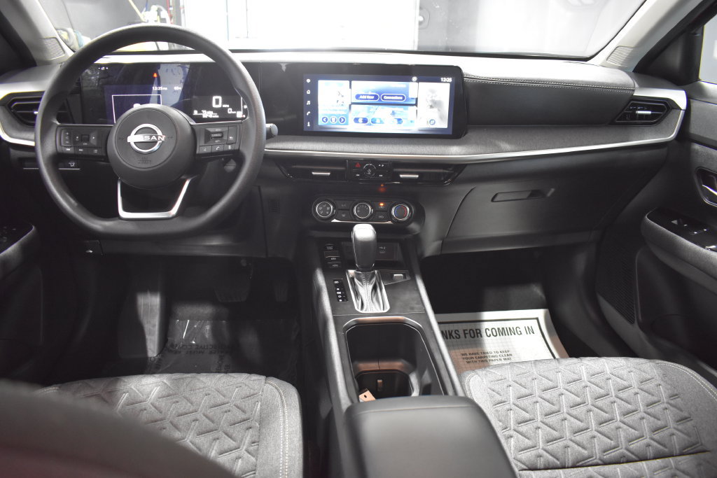 Certified 2025 Nissan Kicks SV FWD image 13