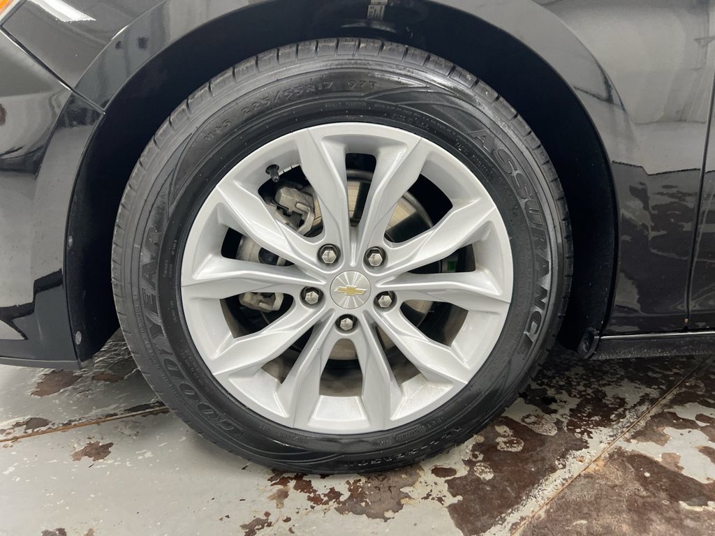 Used 2025 Chevrolet Malibu LT FWD image 26