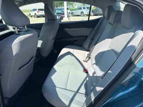 Used 2025 Toyota Camry LE w/ Convenience Package AWD/4WD image 9