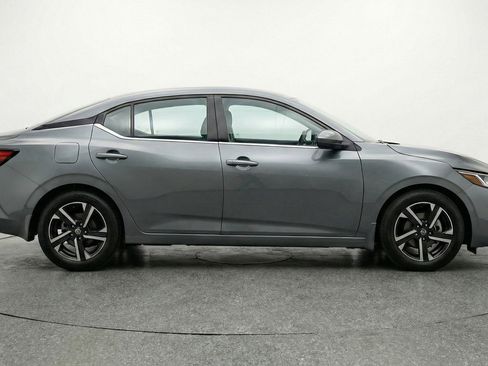 Used 2025 Nissan Sentra SV FWD image 11
