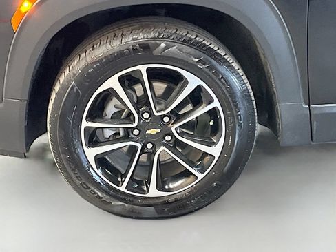 Used 2024 Chevrolet TrailBlazer LT w/ Convenience Package AWD/4WD image 30