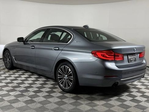 Used 2018 BMW 530e xDrive AWD/4WD image 6