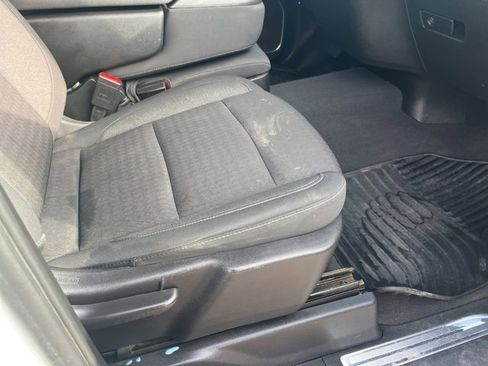 Used 2023 Chevrolet Silverado 1500 LT image 20