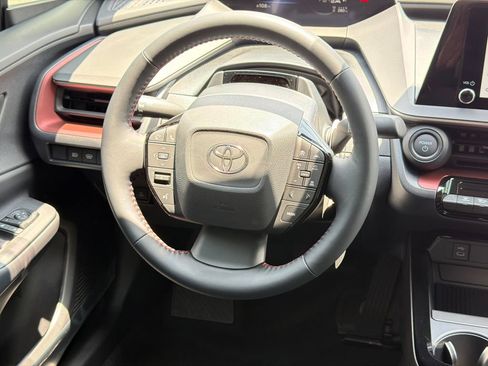 New 2026 Toyota Prius Plug-In Hybrid FWD image 29