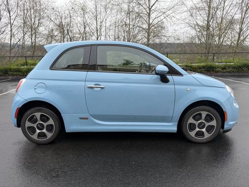 Used 2016 FIAT 500 e image 4